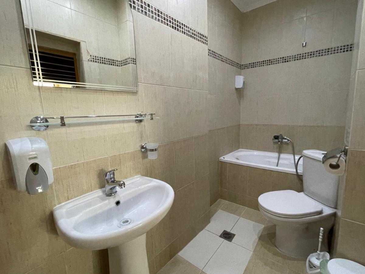 Helios Hotel Ставрос Екстериор снимка